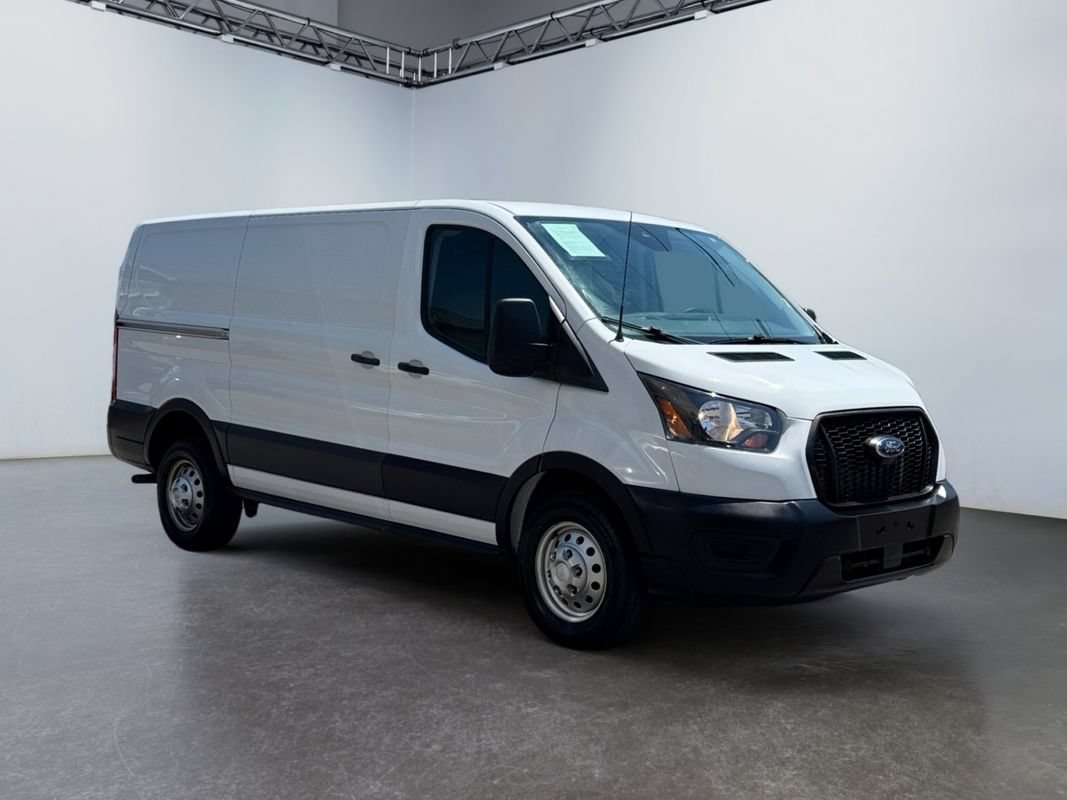 Used 2024 Ford Transit 150 Low Roof AWD image 3