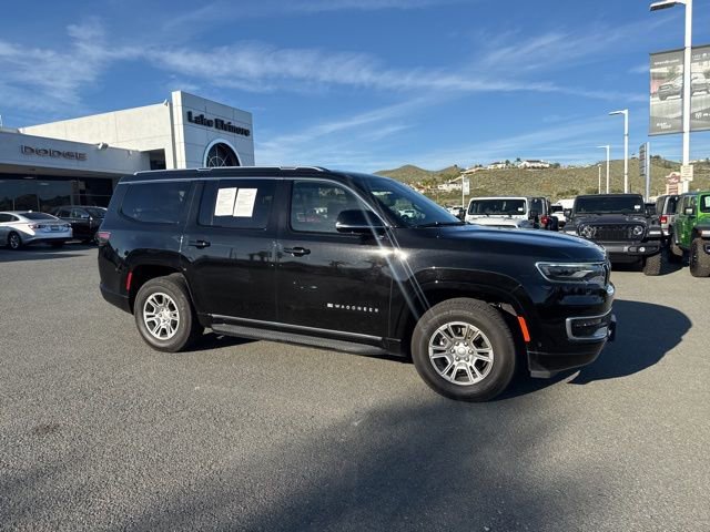 Used 2023 Jeep Wagoneer 2WD image 11