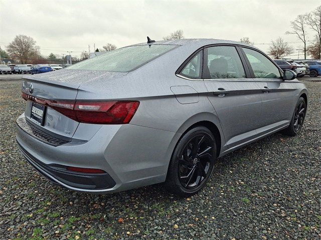 New 2026 Volkswagen Jetta SE image 4