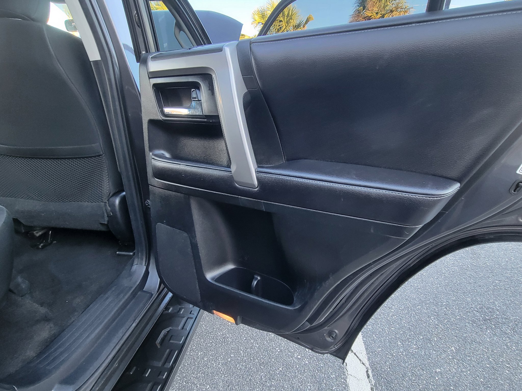 Used 2018 Toyota 4Runner SR5 image 43