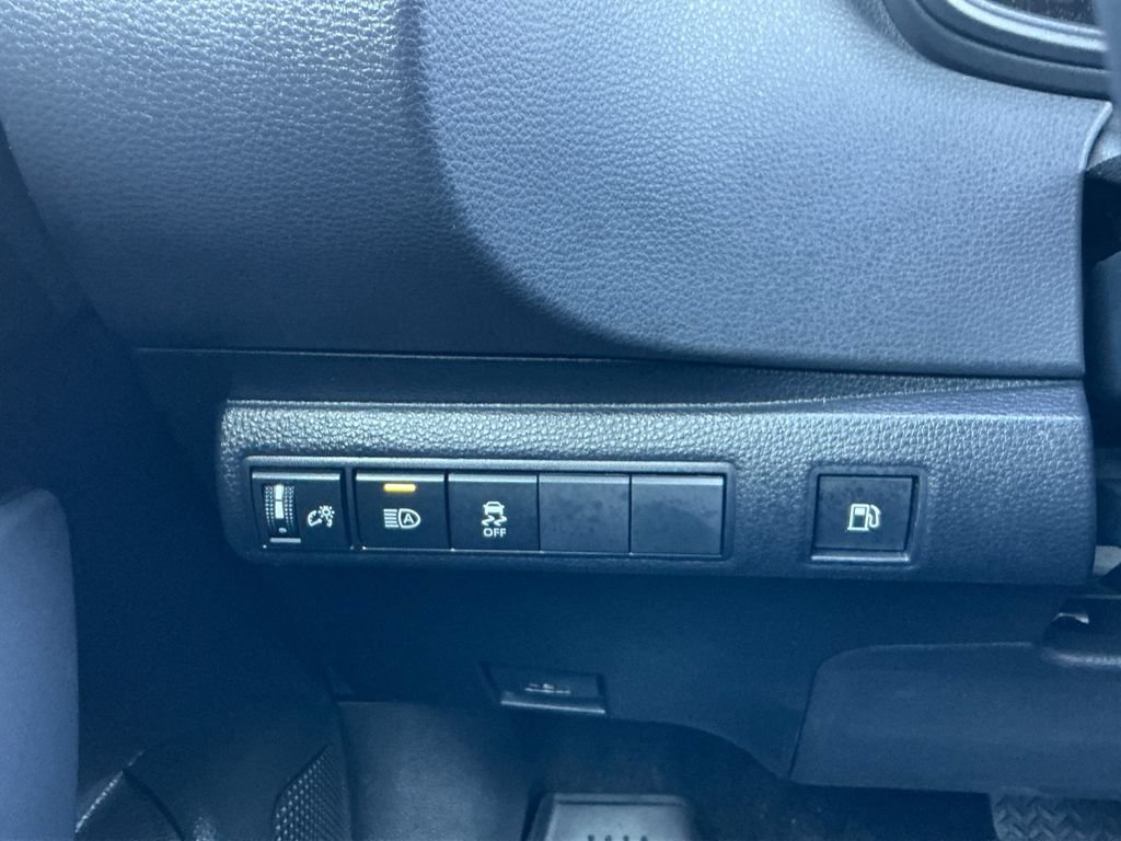 Certified 2026 Toyota Corolla SE FWD image 21