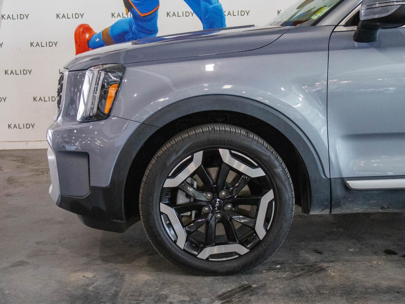 Used 2025 Kia Telluride S AWD/4WD image 18