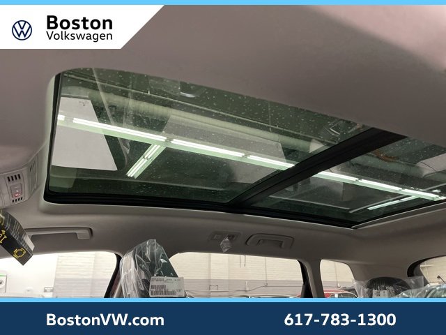 New 2026 Volkswagen Taos SE image 25