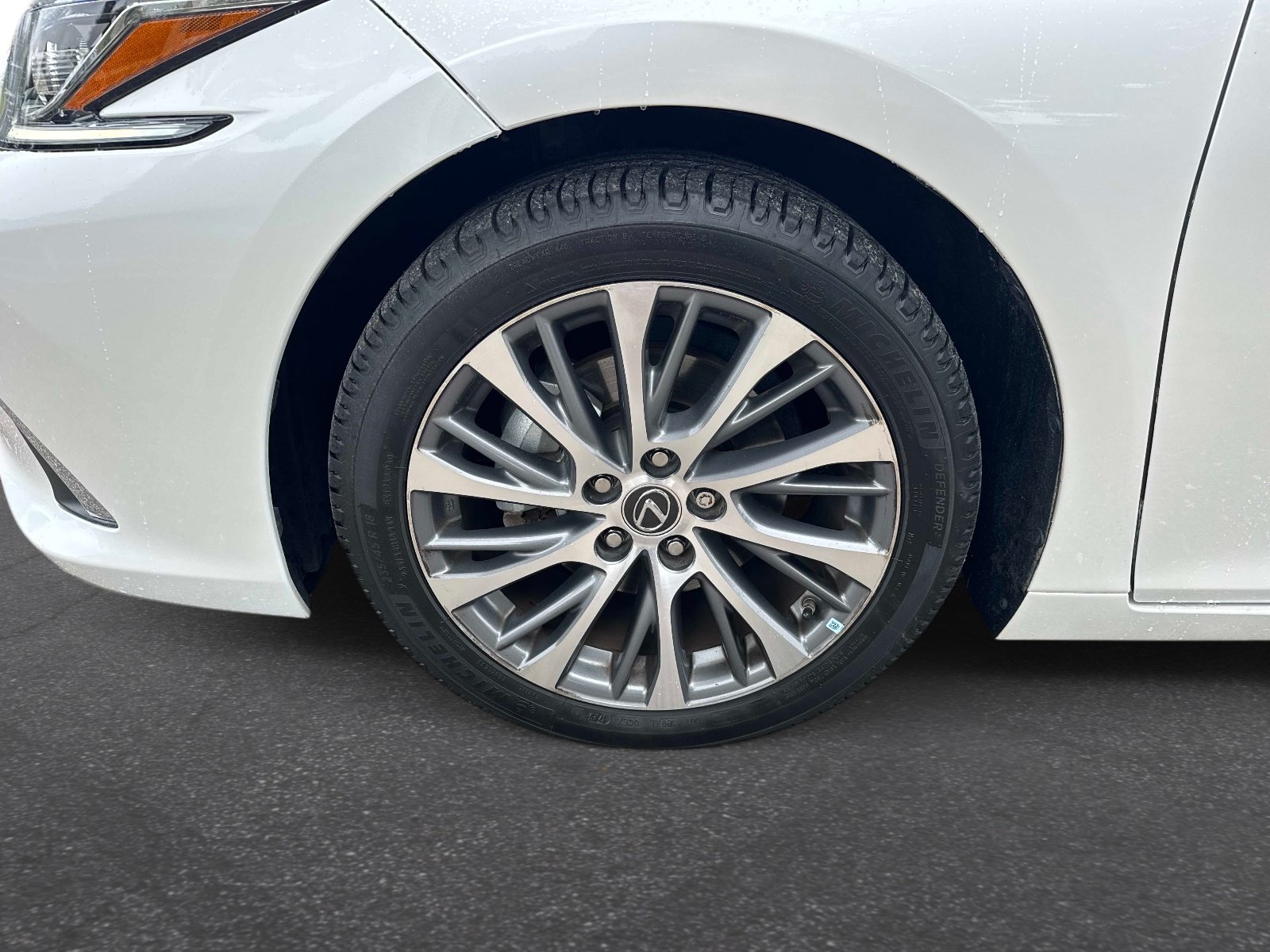 Used 2021 Lexus ES 350 w/ Premium Package FWD image 10