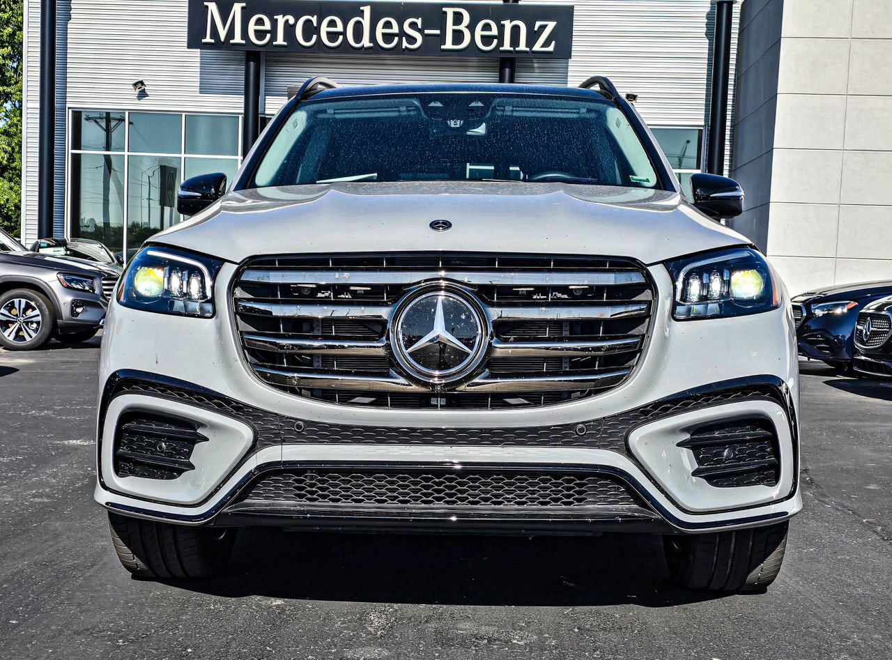 Used 2024 Mercedes-Benz GLS 580 4MATIC video 2