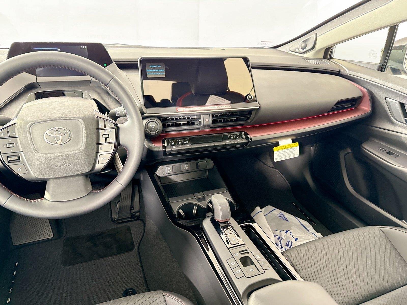 New 2026 Toyota Prius Plug-In Hybrid w/ Limited Premium Package FWD image 39