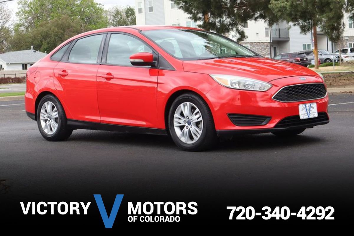 Used 2016 Ford Focus SE FWD image 1