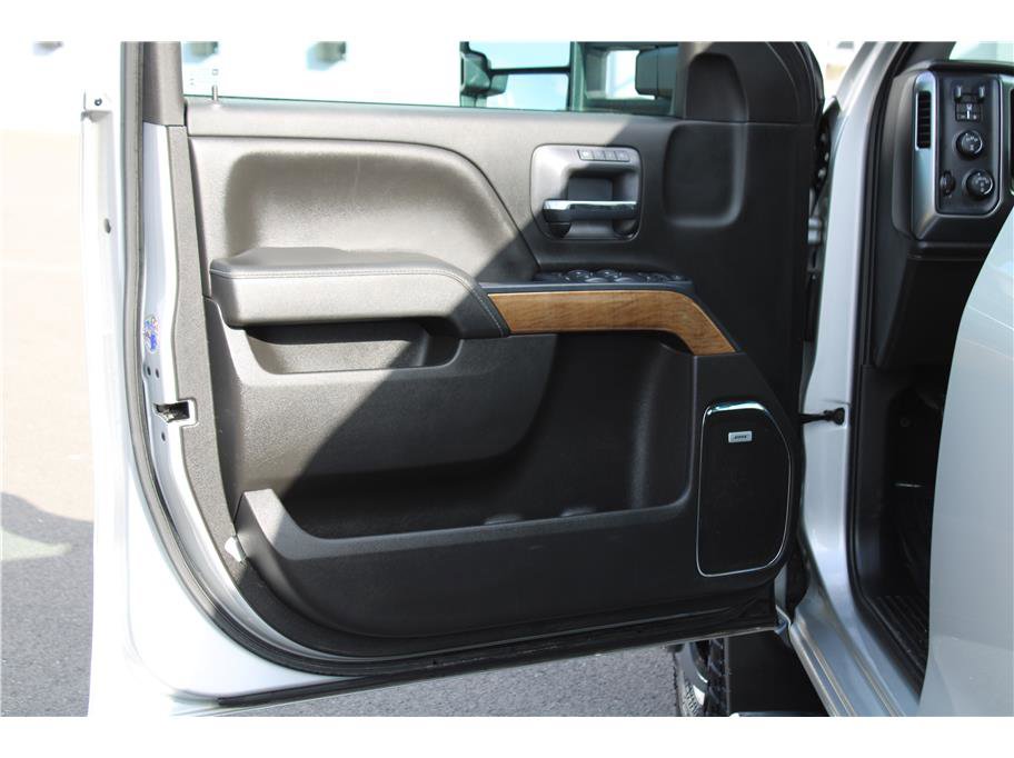 Used 2018 Chevrolet Silverado 3500 LTZ w/ Duramax Plus Package image 7