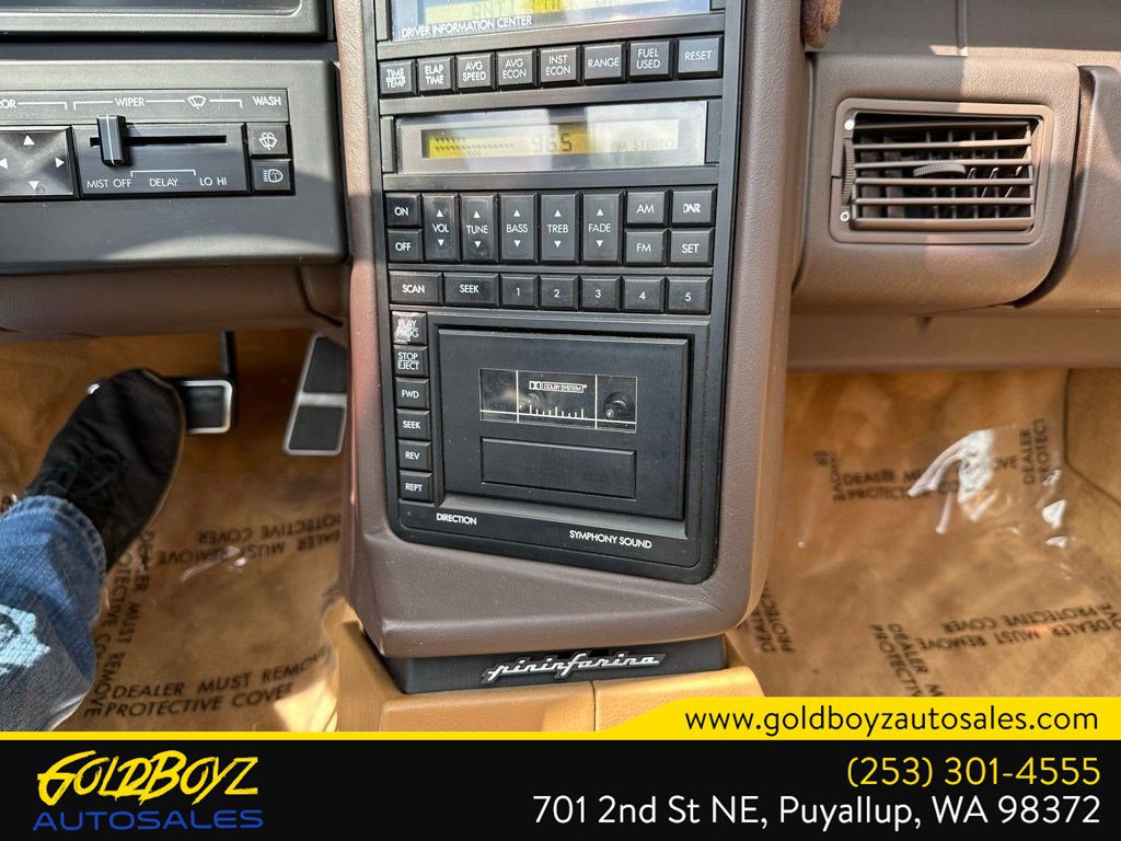Used 1989 Cadillac Allante FWD image 30