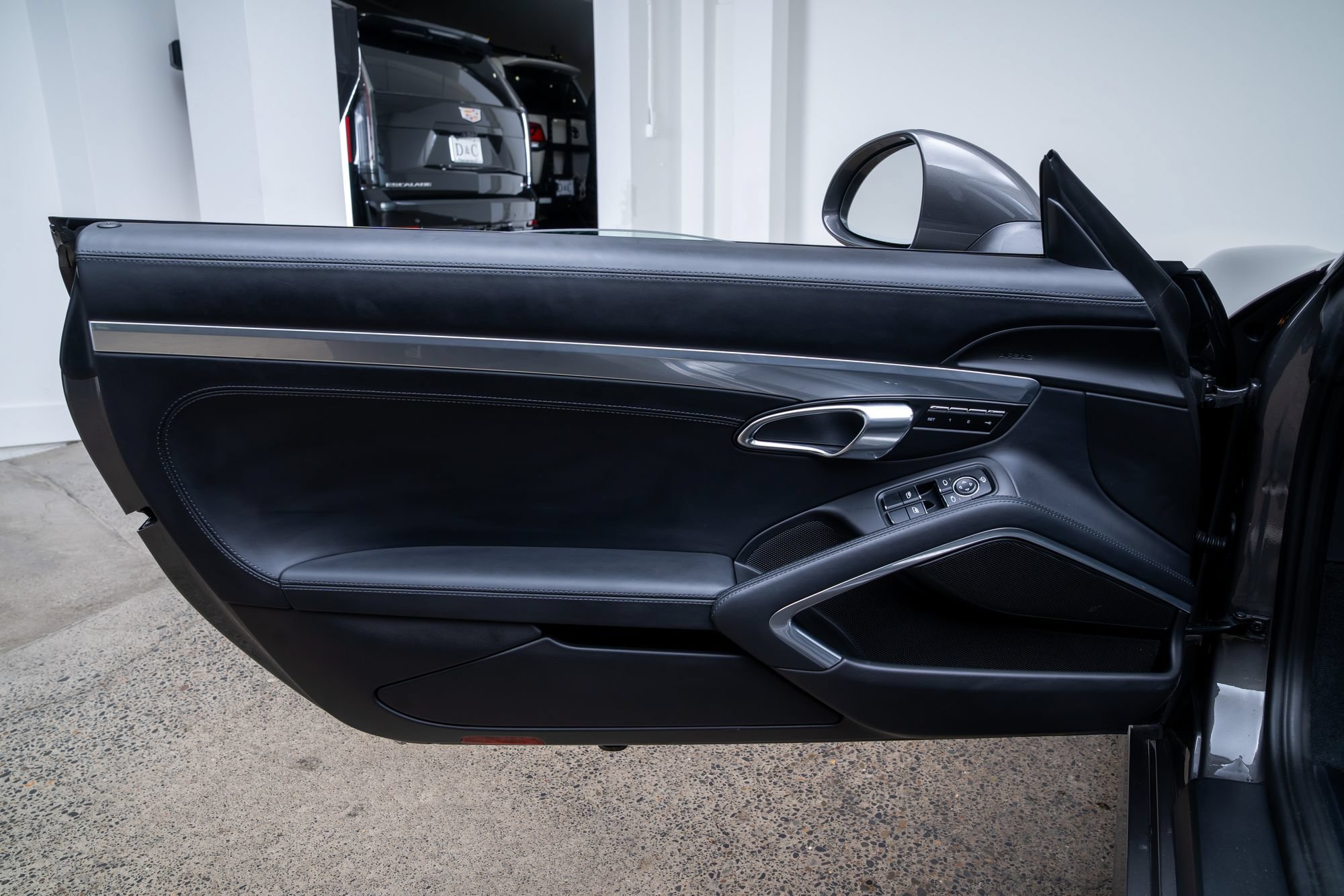 Used 2015 Porsche Boxster S RWD image 17