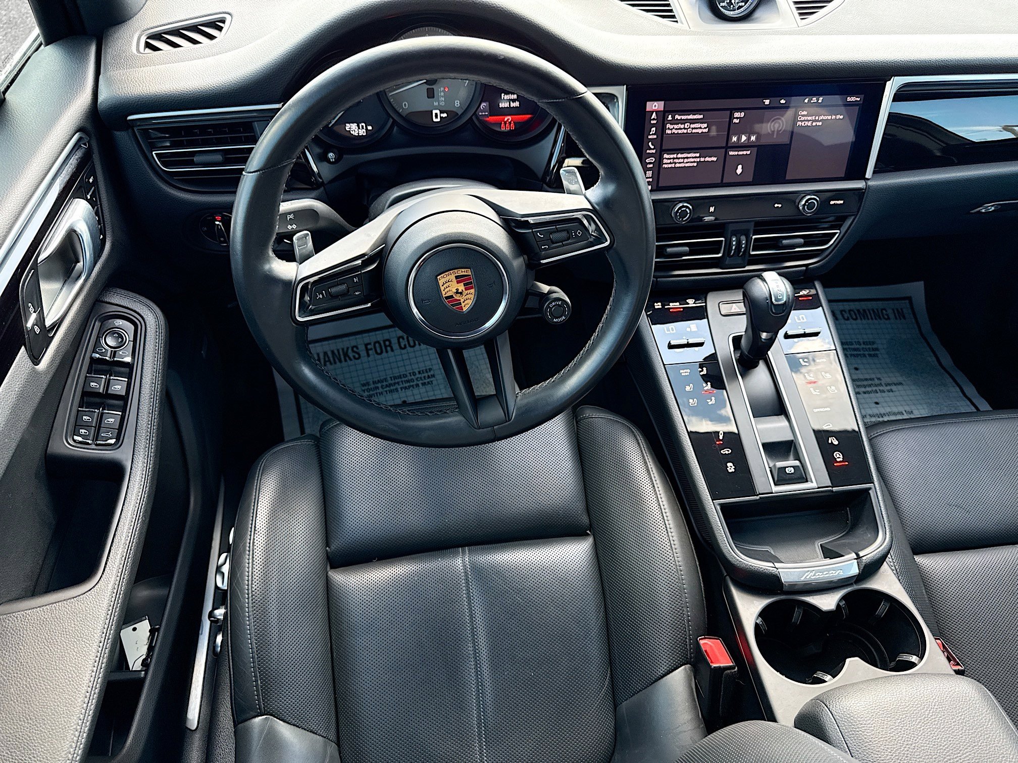 Used 2022 Porsche Macan S image 17