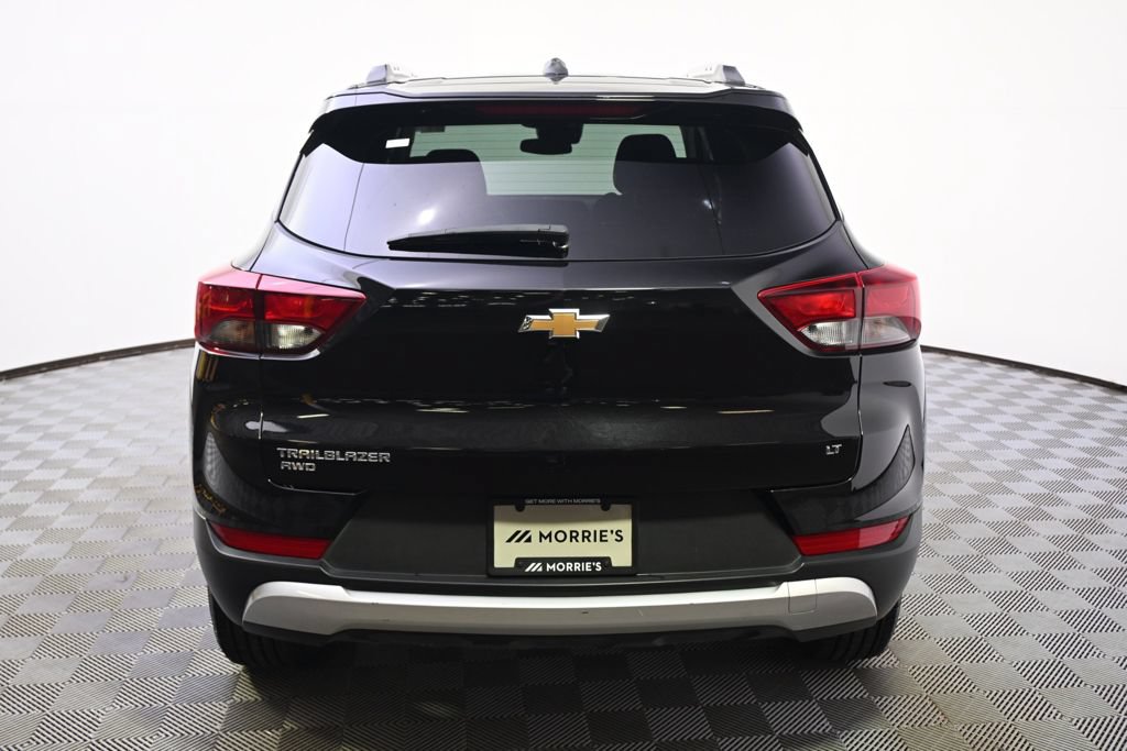 Used 2025 Chevrolet TrailBlazer LT AWD/4WD image 5