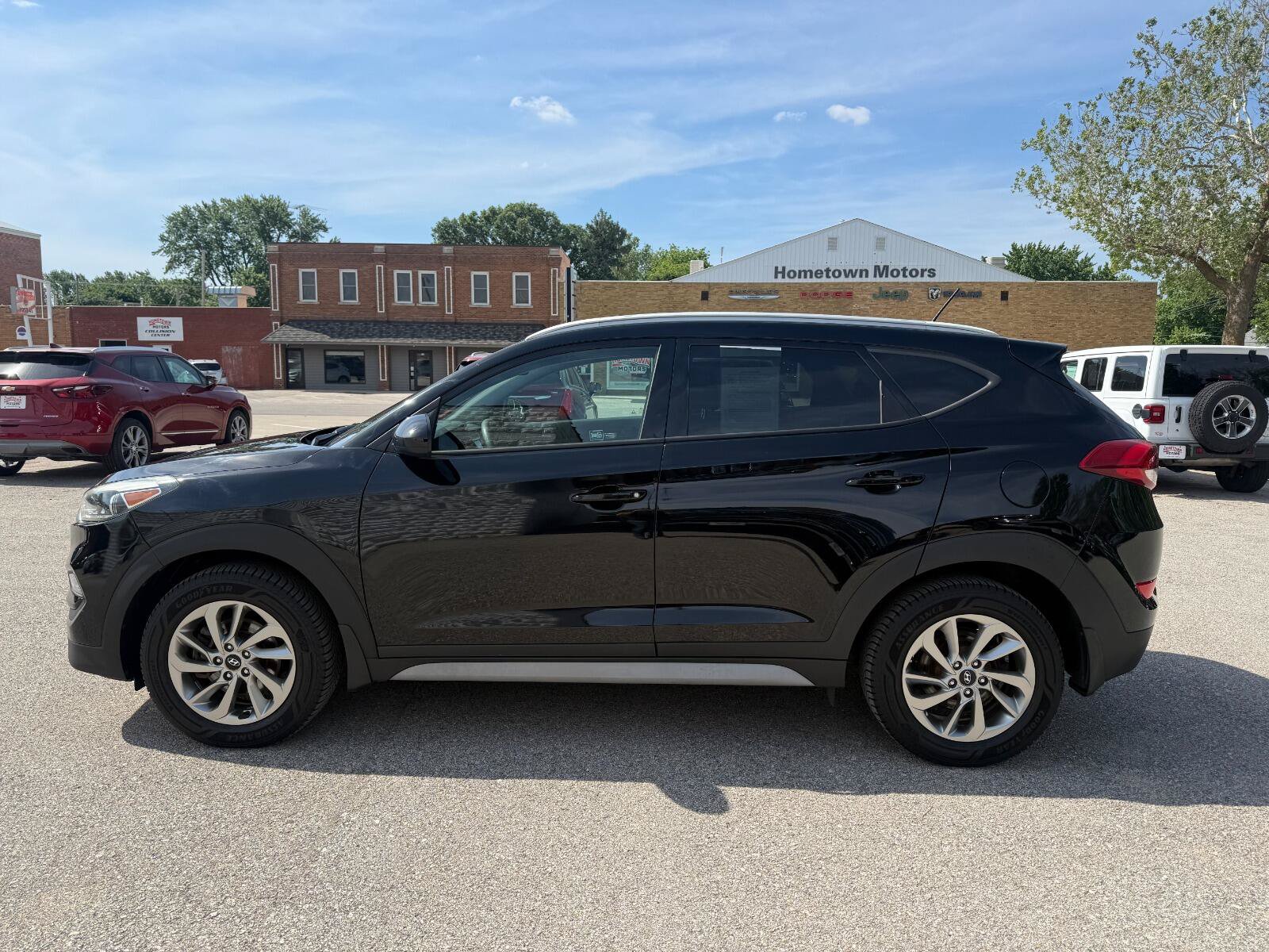 Used 2017 Hyundai Tucson SE w/ SE Popular Package 02 AWD/4WD image 8