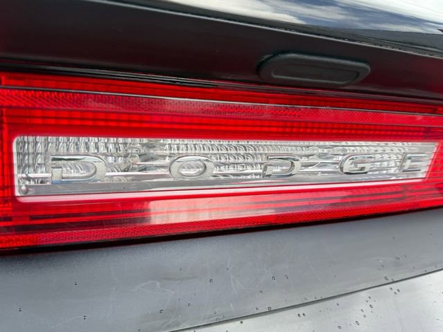 Used 2011 Dodge Challenger image 8