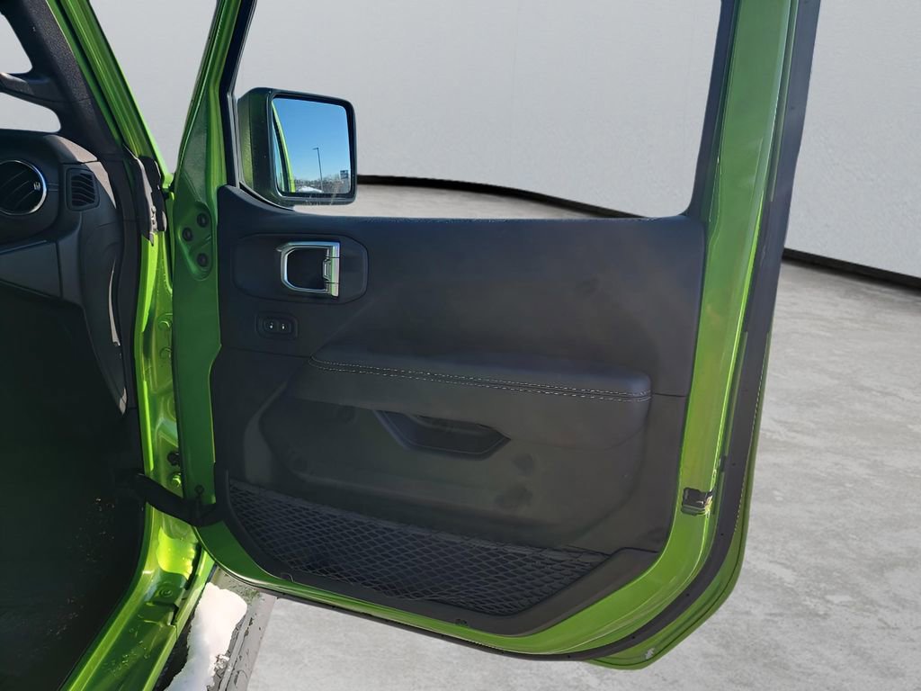 Used 2019 Jeep Wrangler Unlimited Sahara image 29