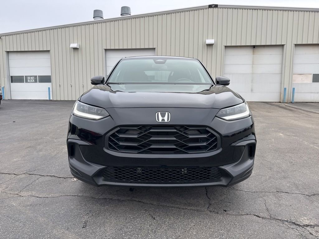 Used 2025 Honda HR-V Sport image 2