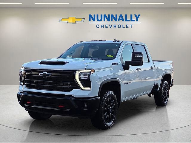 New 2026 Chevrolet Silverado 2500 LT w/ Trail Boss Package