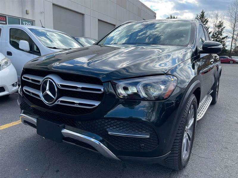 Used 2020 Mercedes-Benz GLE 350 4MATIC w/ Premium Package image 3