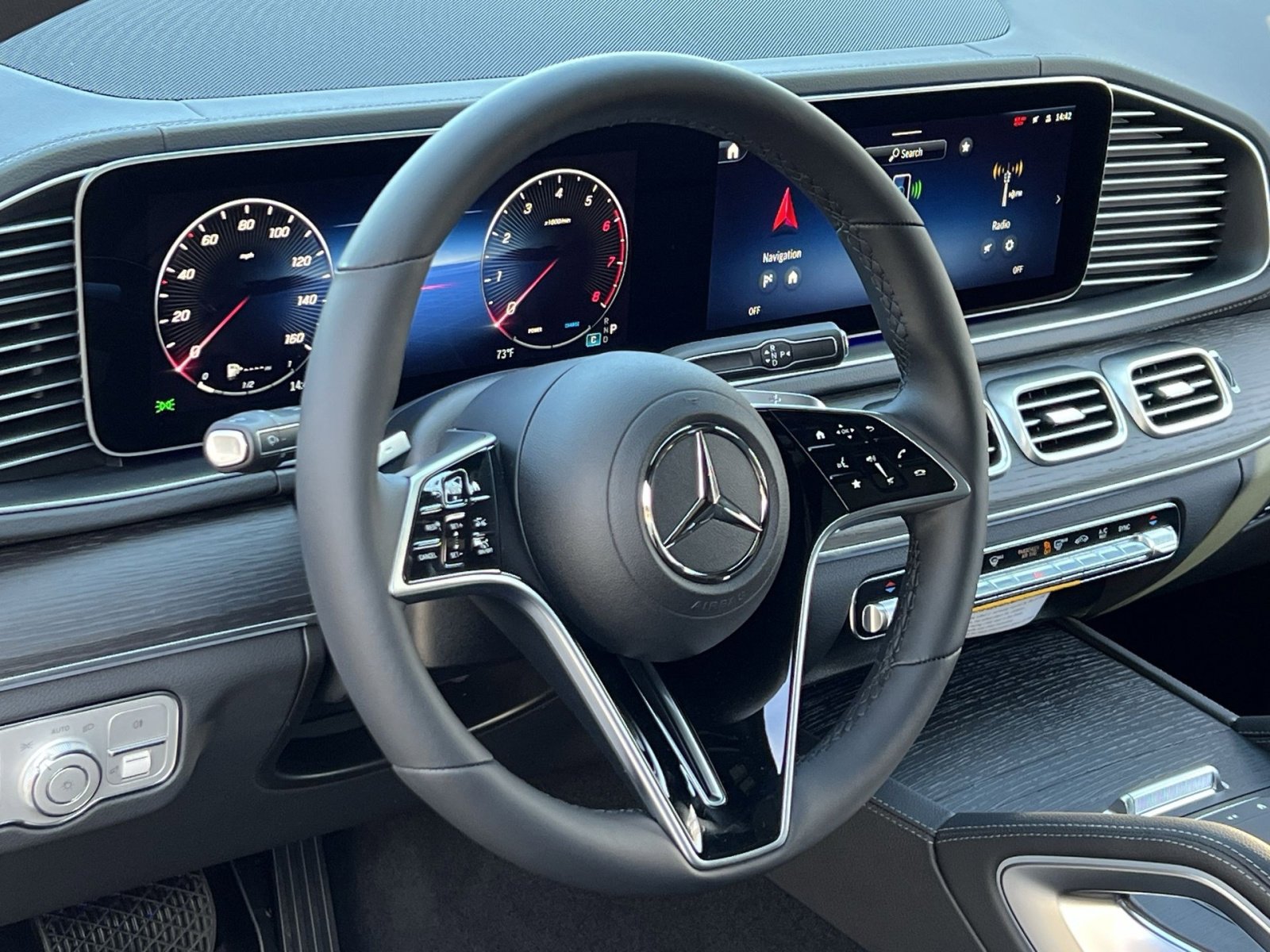 New 2026 Mercedes-Benz GLE 450 4MATIC Coupe image 14