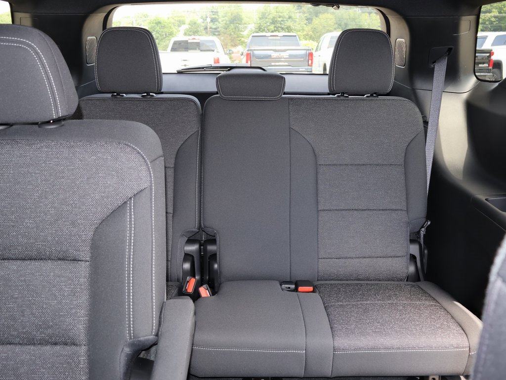 New 2025 Chevrolet Traverse LT w/ Driver Confidence Package image 27