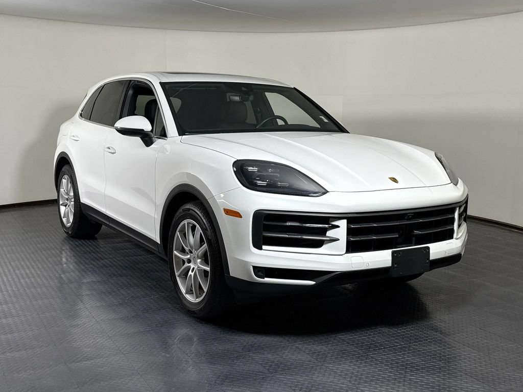 Certified 2024 Porsche Cayenne AWD/4WD image 9