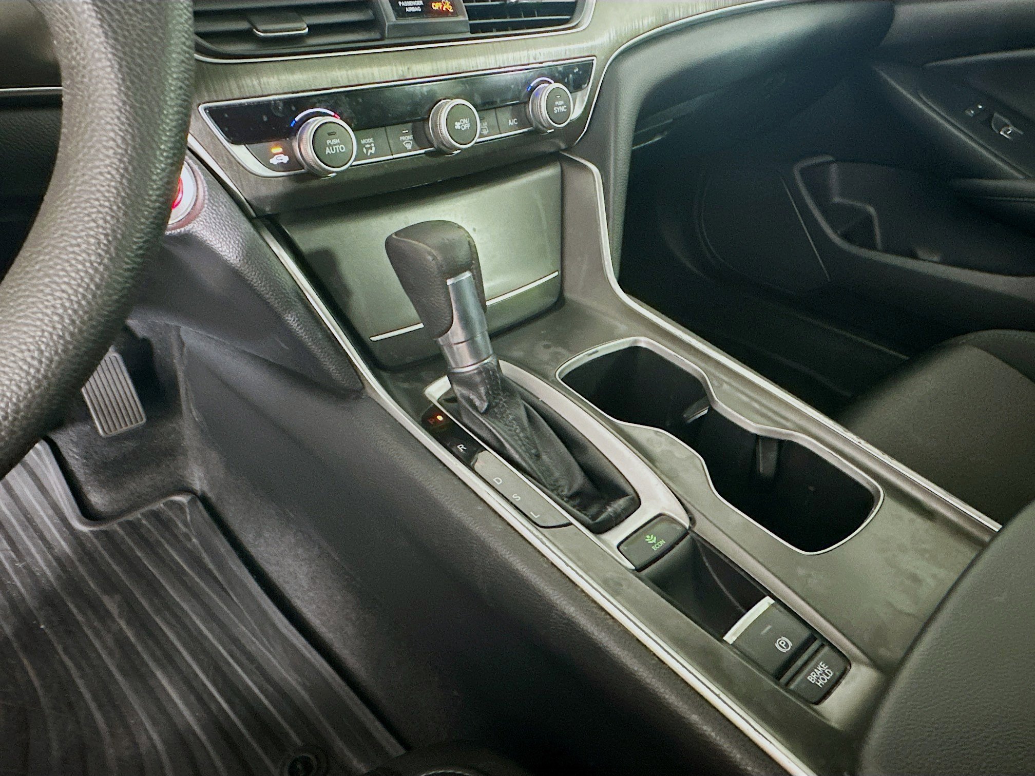 Used 2019 Honda Accord LX image 23