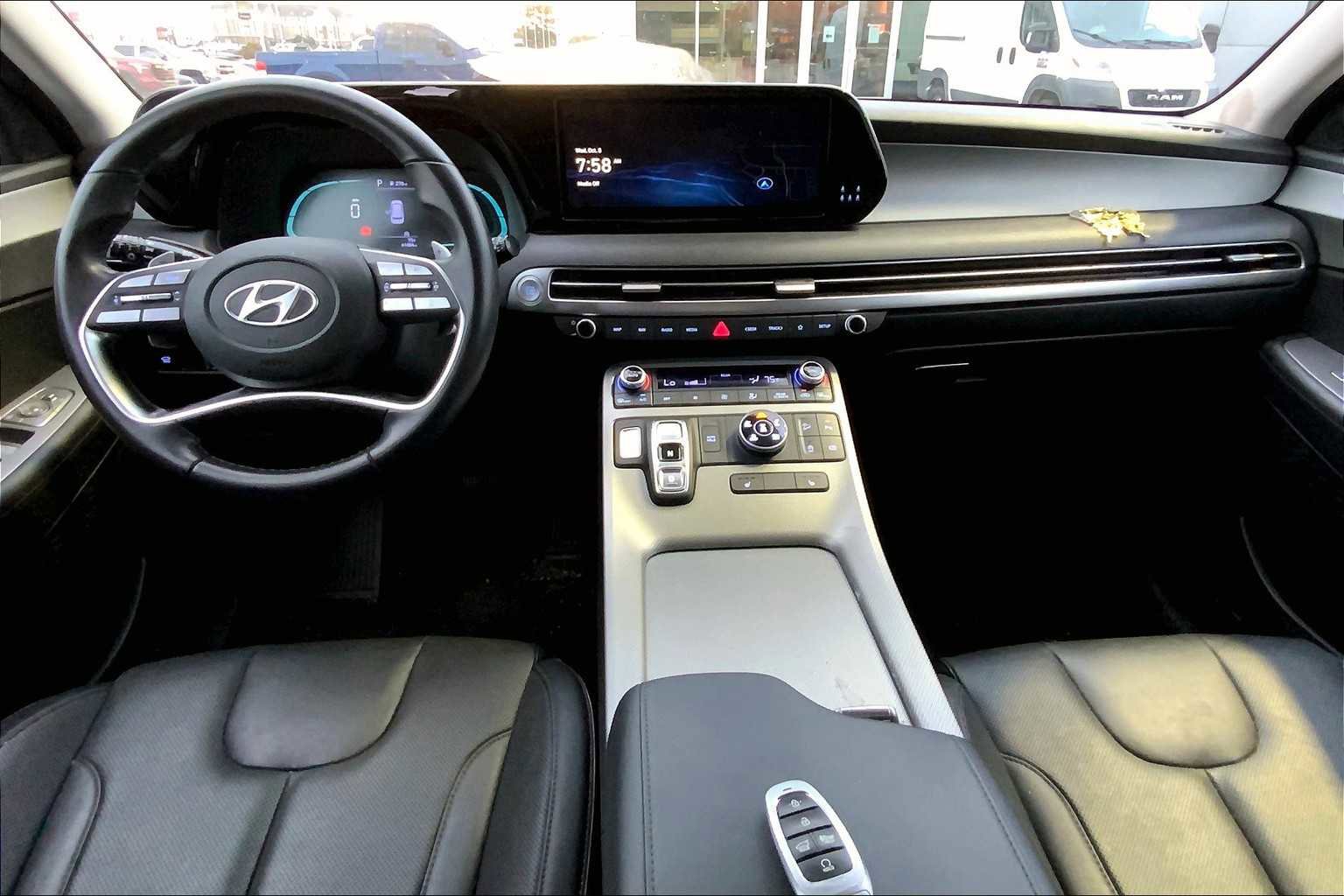 Used 2024 Hyundai Palisade SEL image 14