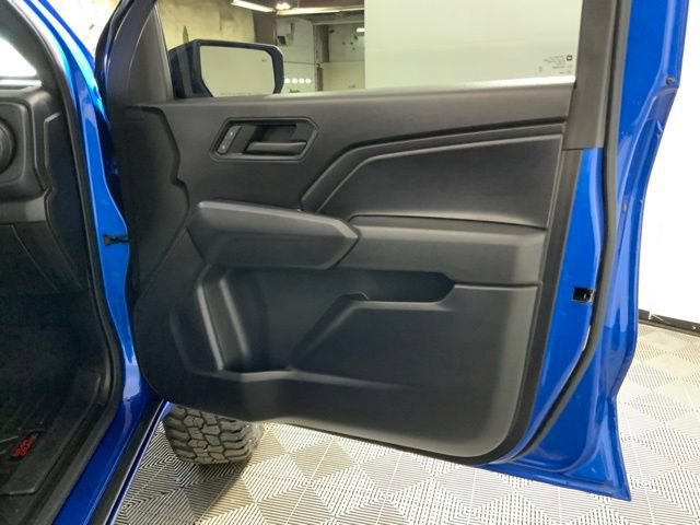 Used 2023 Chevrolet Colorado Trail Boss w/ Advanced Trailering Package AWD/4WD image 28