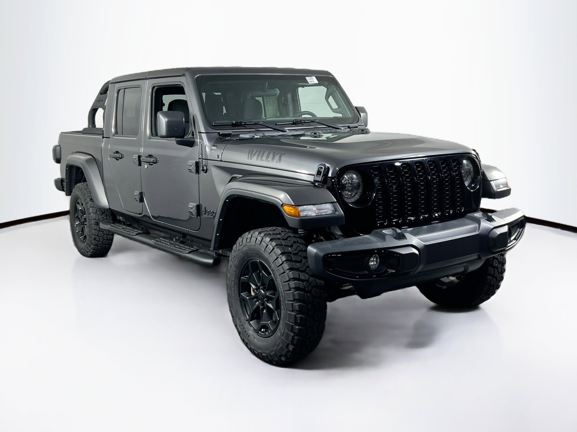 Used 2023 Jeep Gladiator Willys image 3