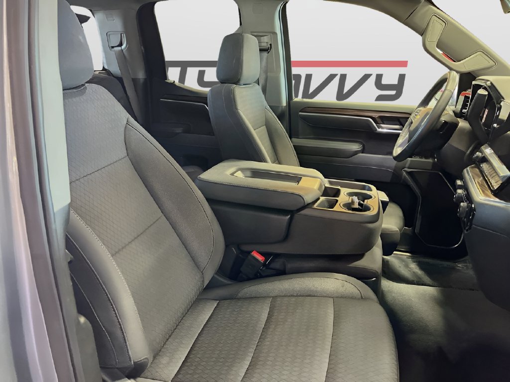 Used 2025 Chevrolet Silverado 1500 LT w/ LPO, Liner Protection Package AWD/4WD image 29