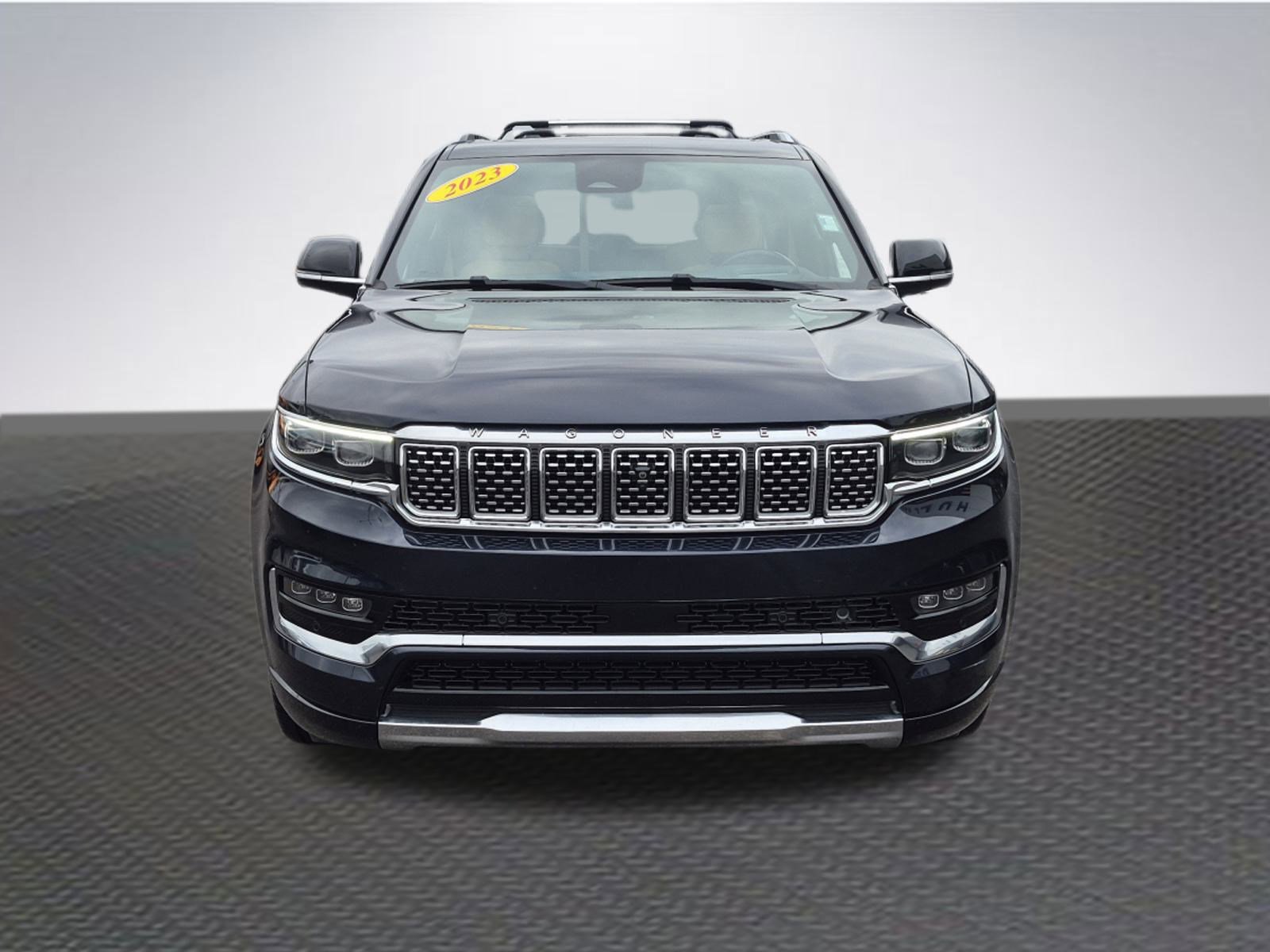 Used 2023 Jeep Grand Wagoneer L Series III image 3