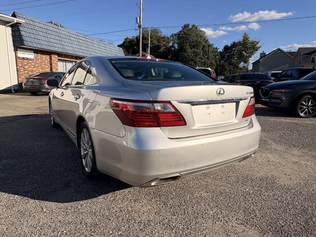 Used 2012 Lexus LS 460 AWD w/ Comfort Pkg image 9