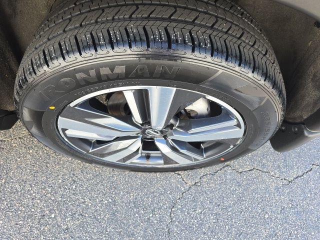 Used 2021 Nissan Rogue SL w/ Premium Package image 26