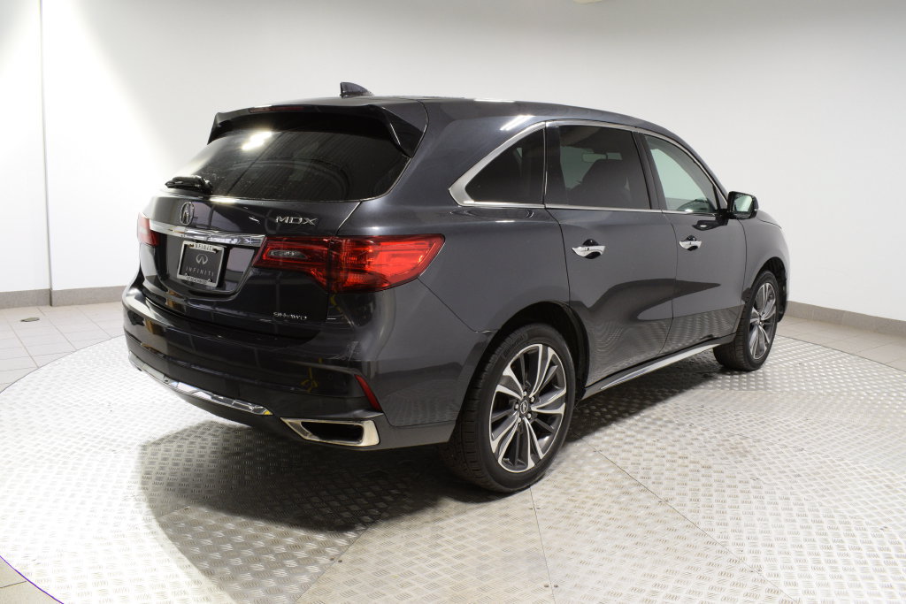 Used 2020 Acura MDX w/ Technology Package AWD/4WD image 11