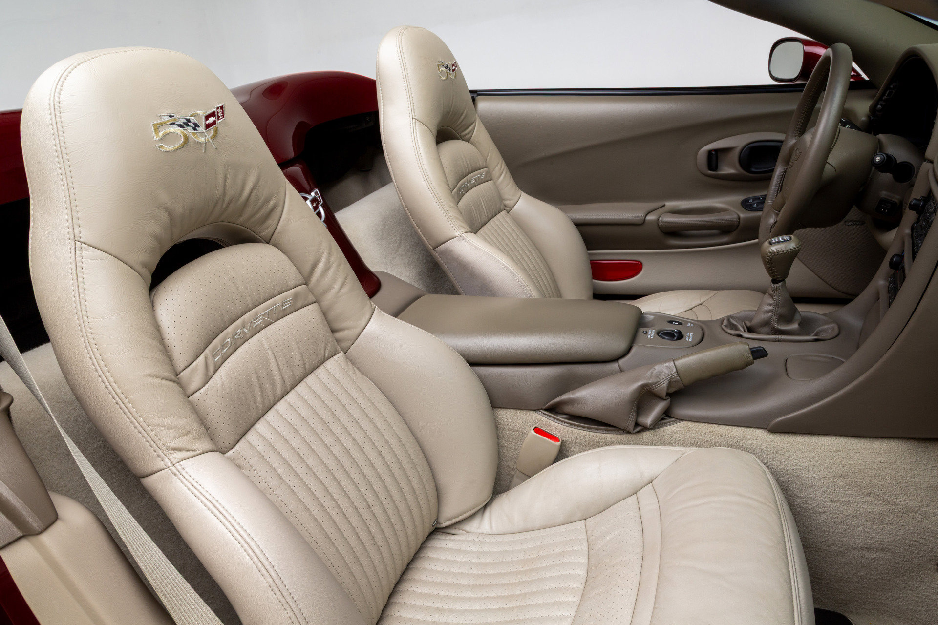 Used 2003 Chevrolet Corvette 50th Anniversary Edition w/ Preferred Equipment Group1 image 32