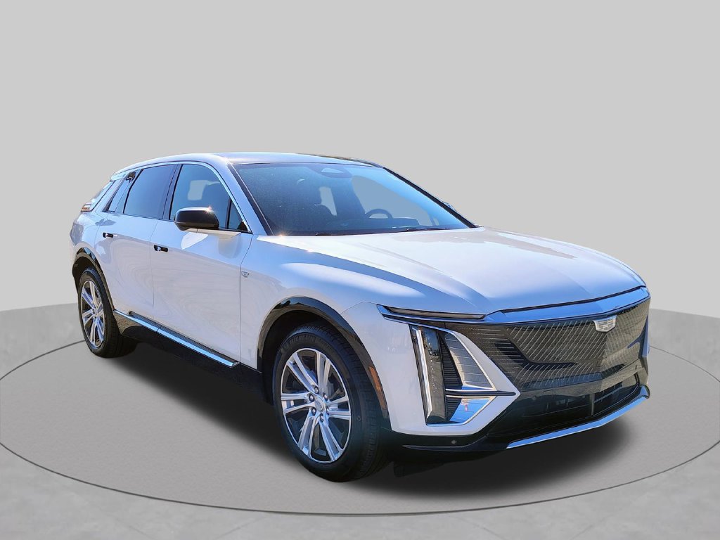 Used 2024 Cadillac Lyriq Tech w/ LPO, Floor Liner Package AWD/4WD image 3