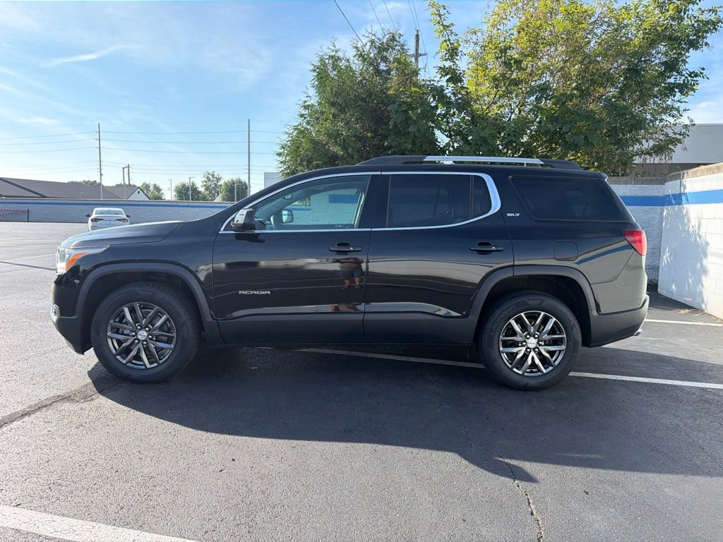 Used 2017 GMC Acadia SLT w/ LPO, Cargo Package FWD image 2