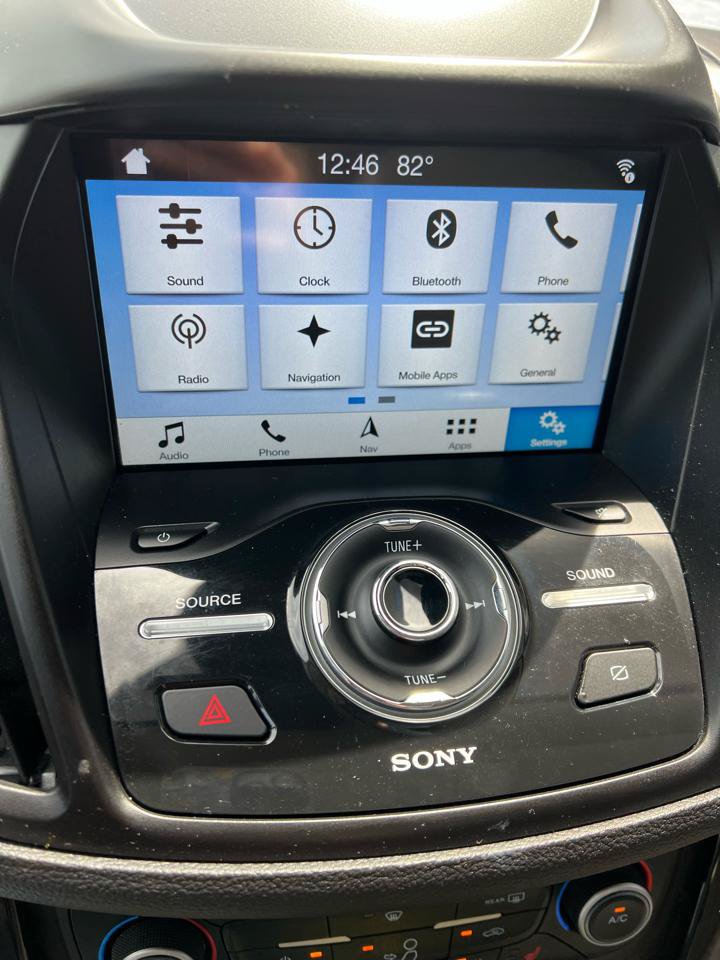 Used 2019 Ford Escape Titanium AWD/4WD image 28