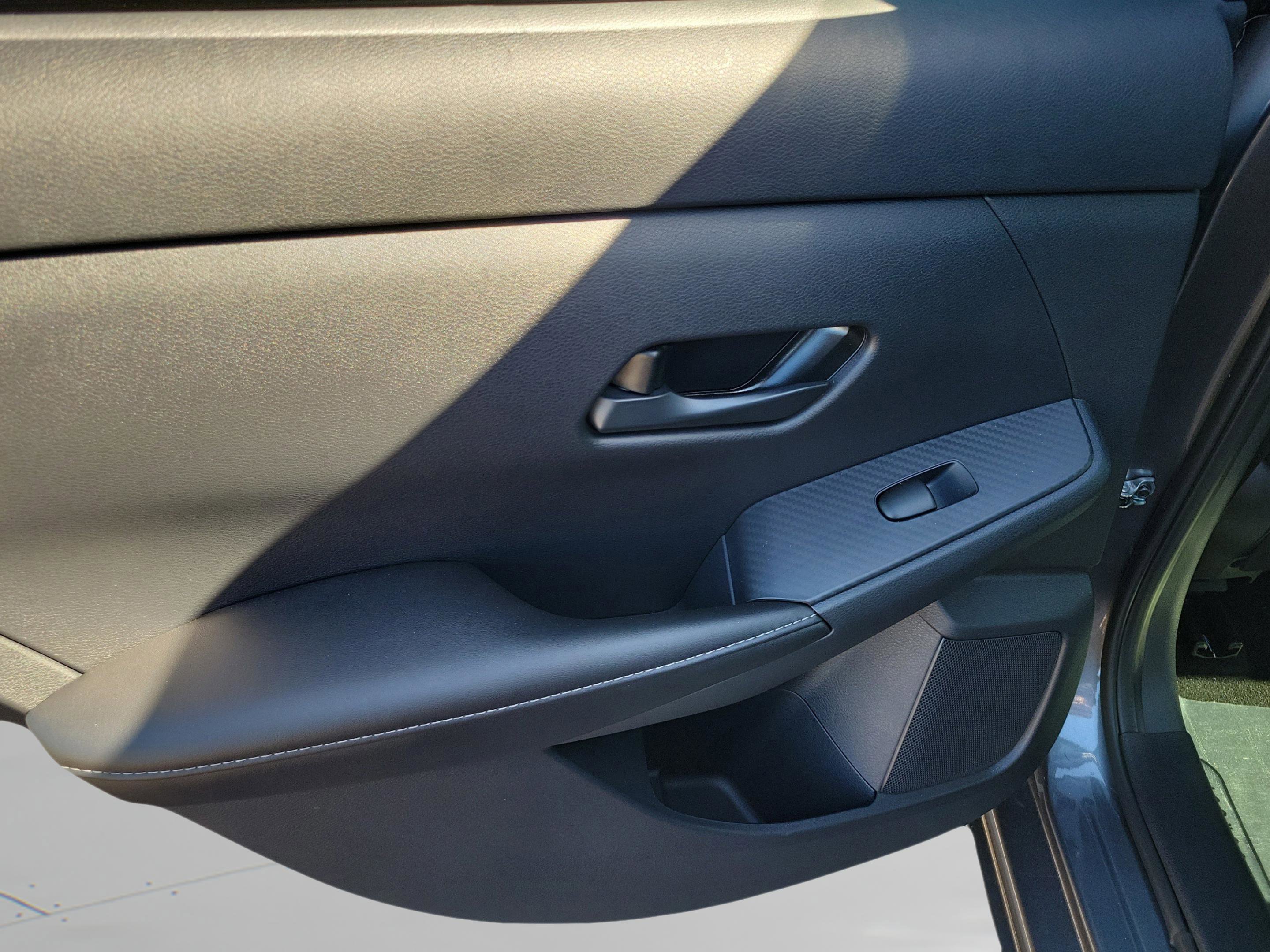 Certified 2025 Nissan Sentra S image 10