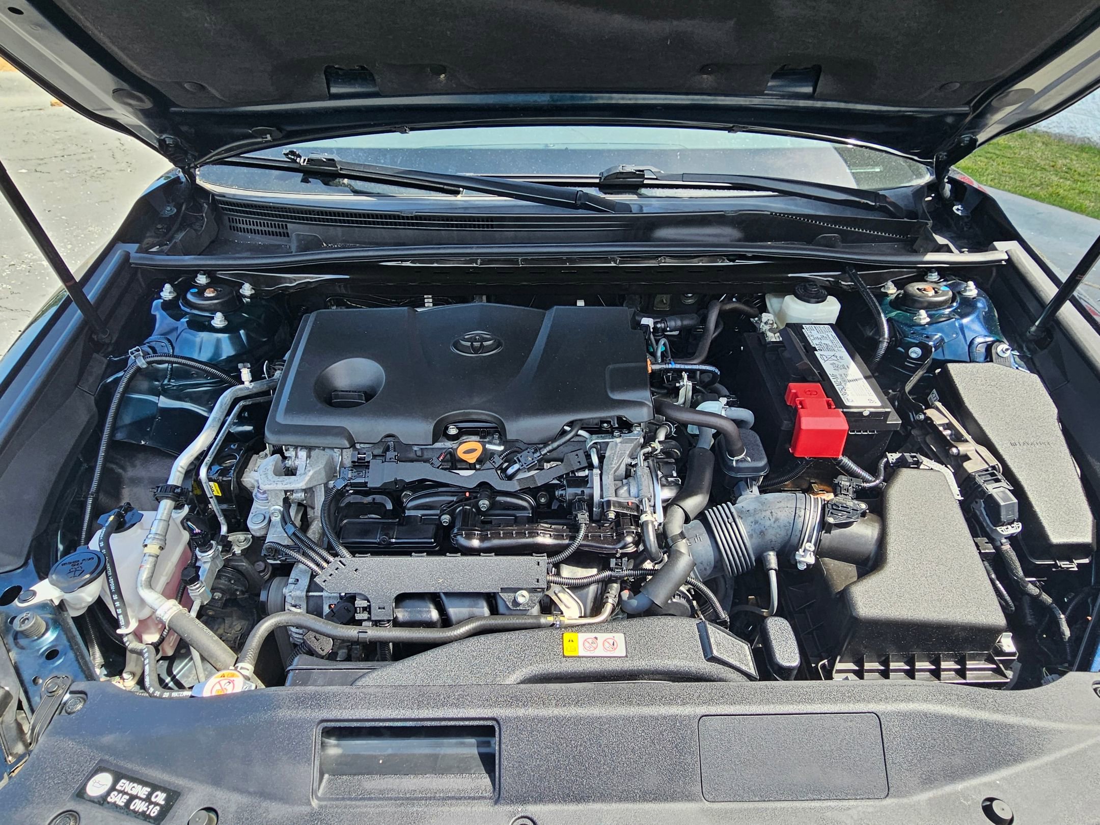 Used 2020 Toyota Camry SE w/ Convenience Package image 31