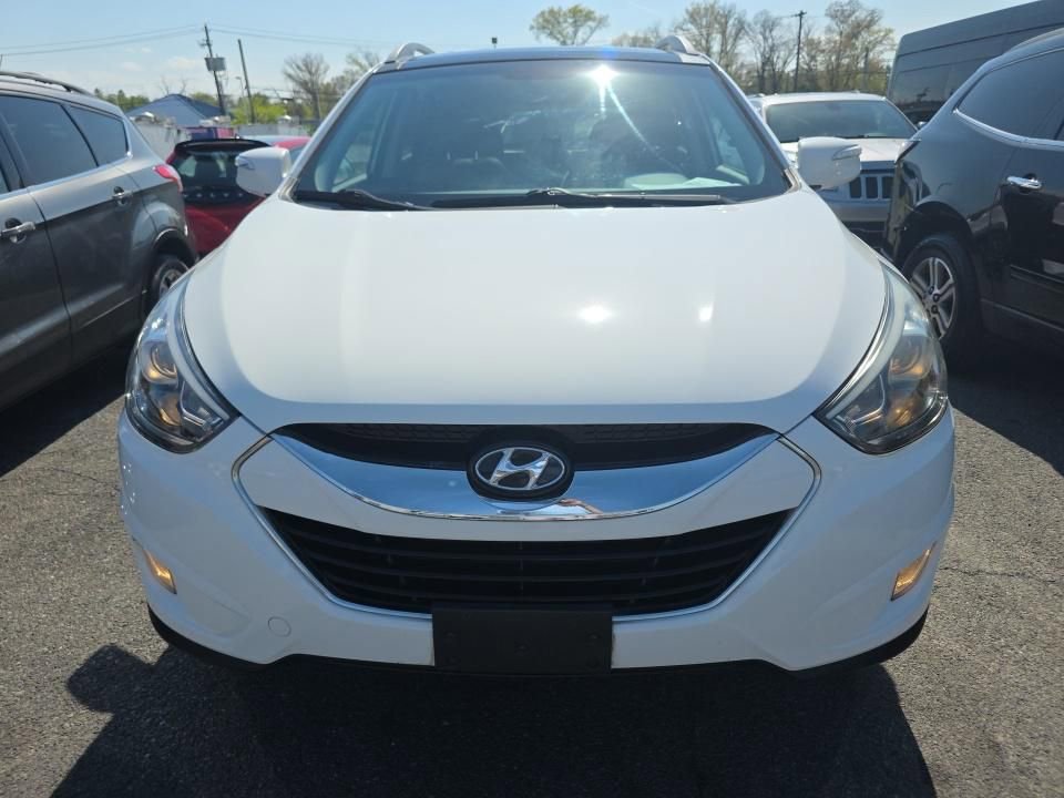 Used 2015 Hyundai Tucson Limited w/ Option Group 03 FWD image 2