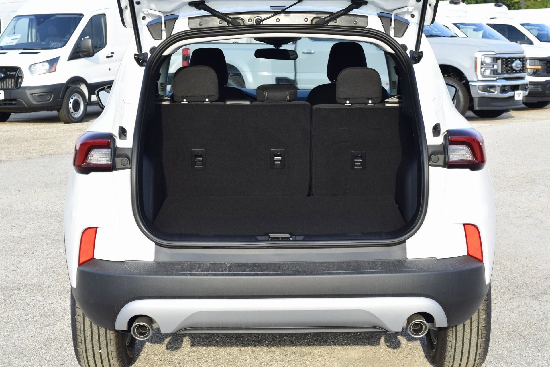 New 2026 Ford Escape Active image 18