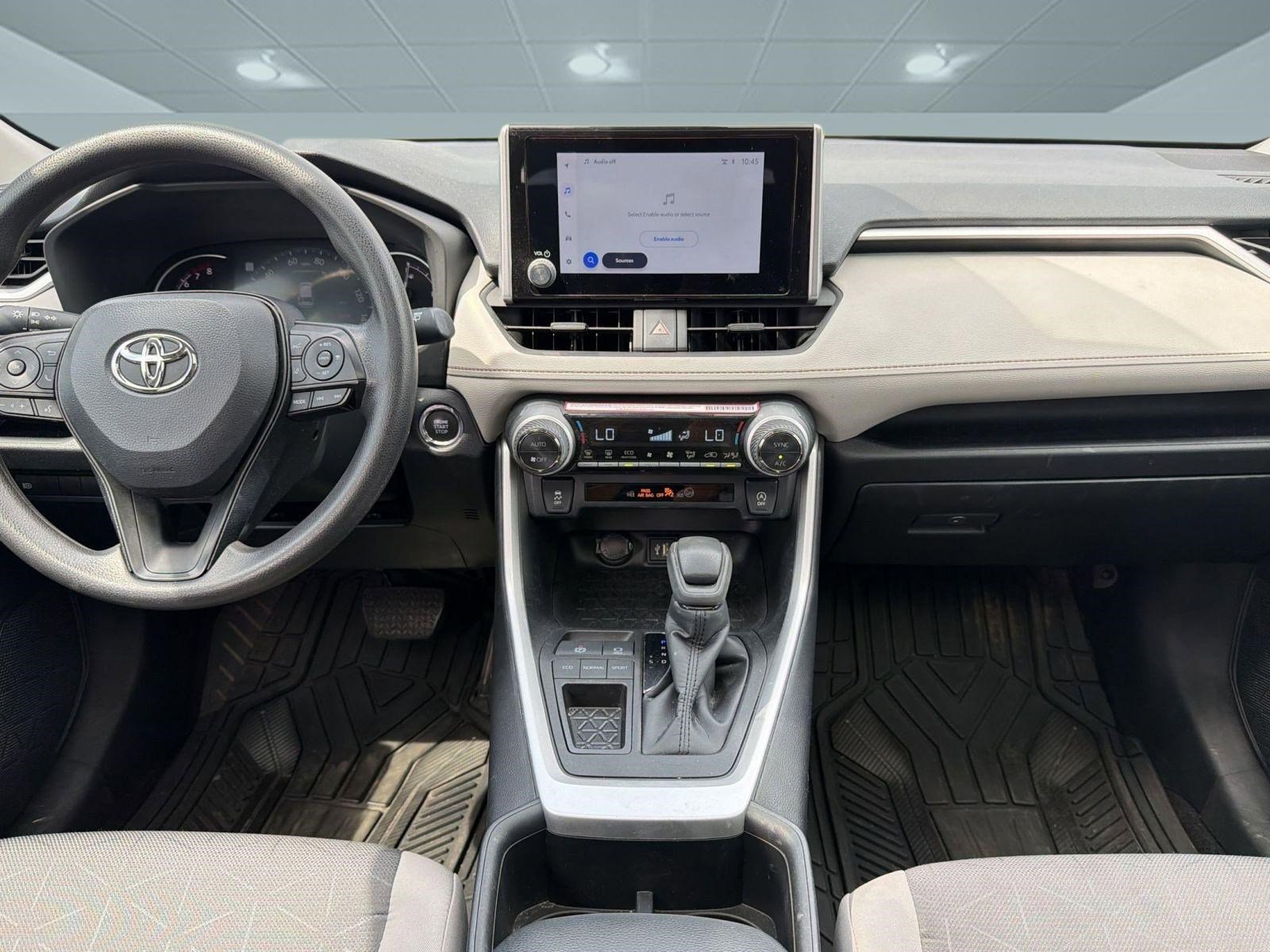 Used 2024 Toyota RAV4 XLE w/ Convenience Package image 29