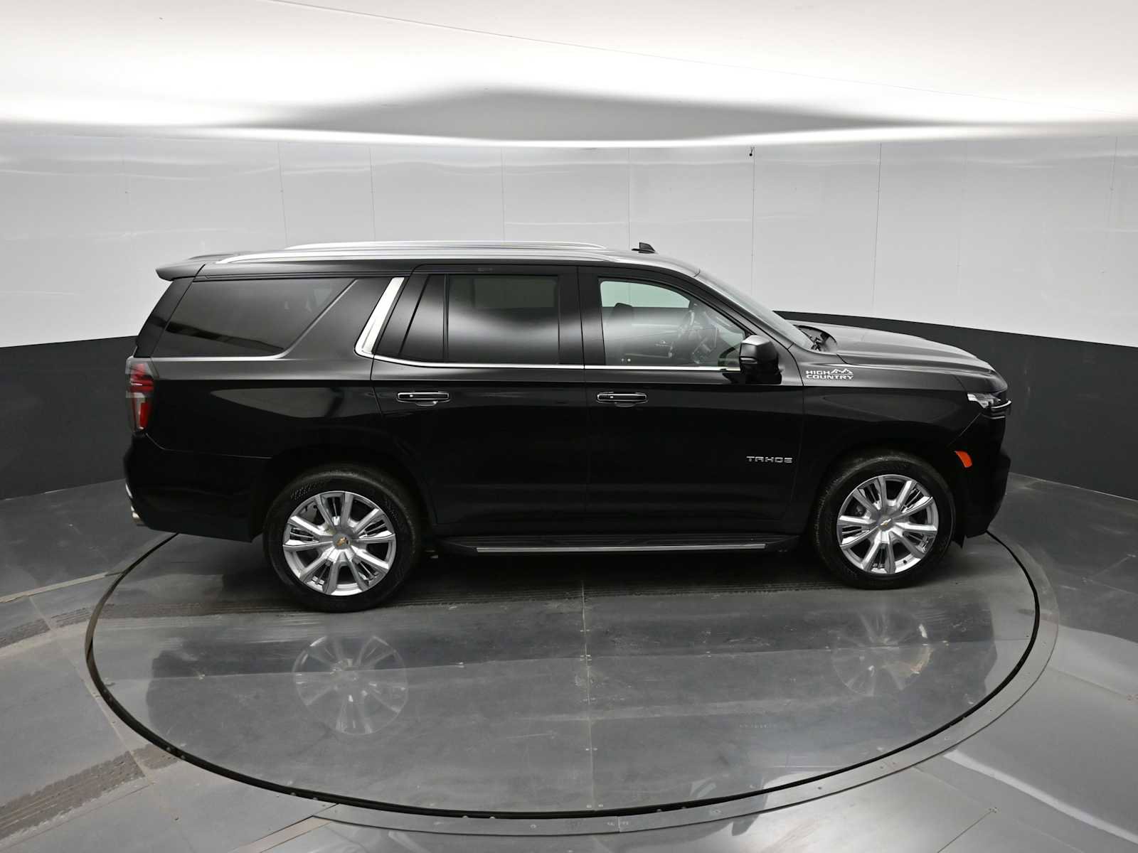 Used 2021 Chevrolet Tahoe High Country image 32