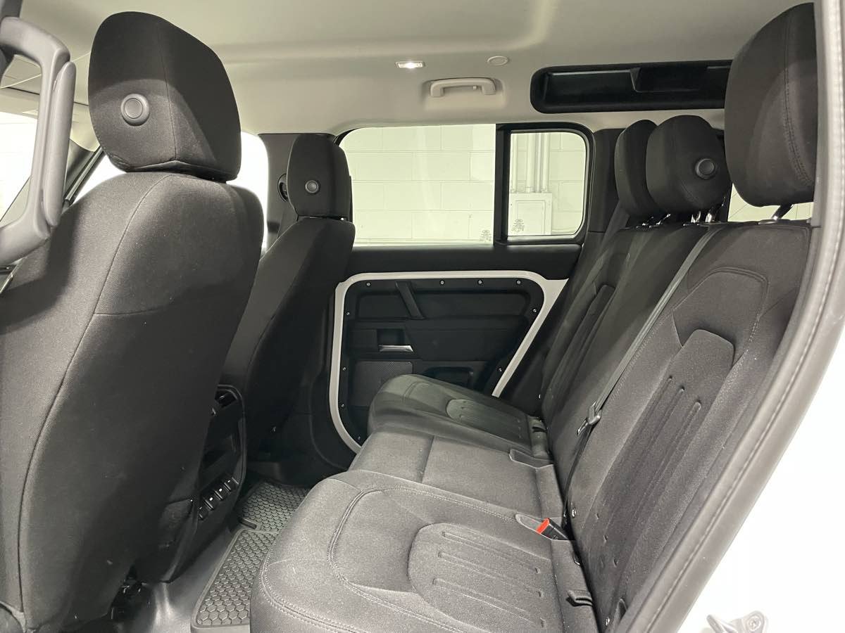Used 2020 Land Rover Defender 110 AWD/4WD image 15