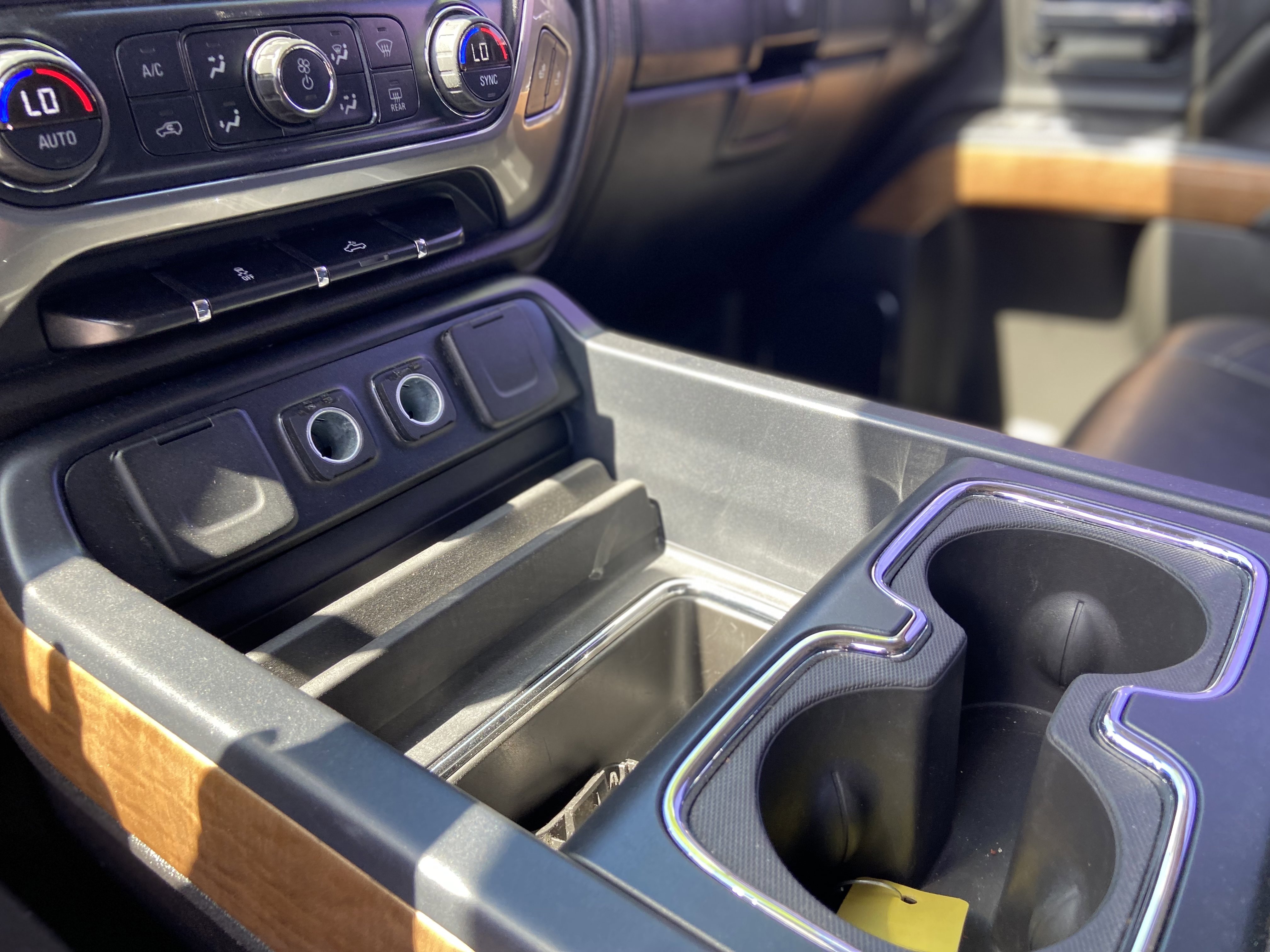 Used 2016 Chevrolet Silverado 1500 LTZ image 39
