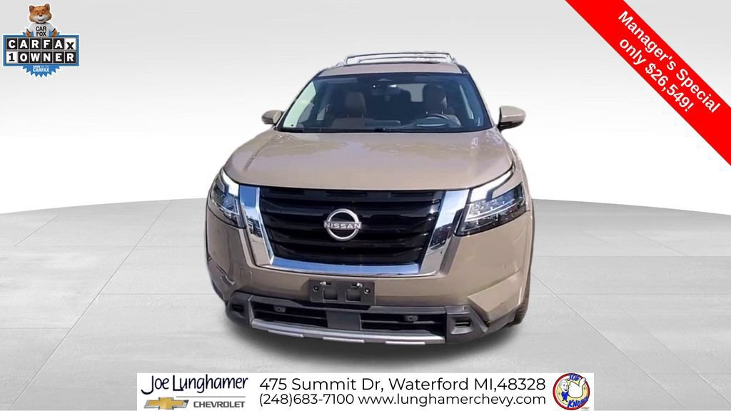 Used 2024 Nissan Pathfinder Platinum w/ Cargo Package AWD/4WD video 3