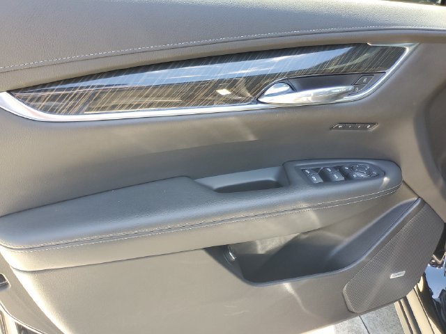 Certified 2022 Cadillac XT6 Premium Luxury w/ Technology Package FWD image 21