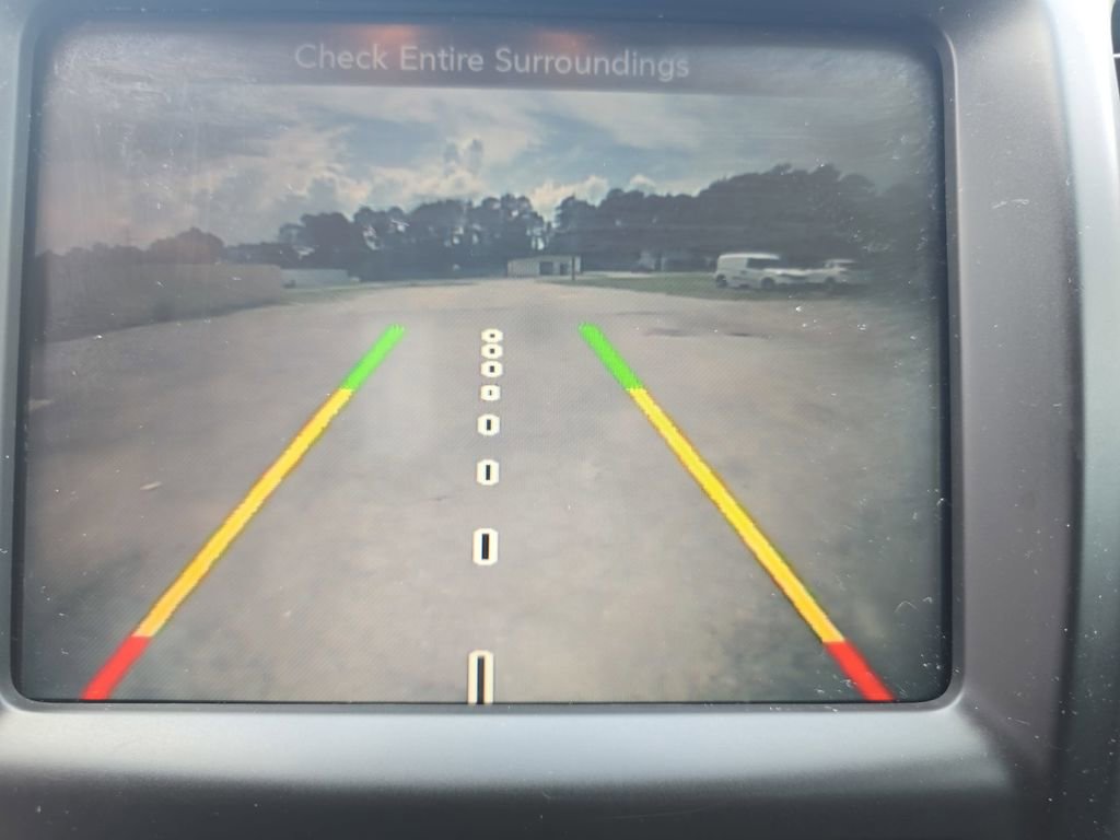Used 2015 Jeep Cherokee Latitude FWD image 20
