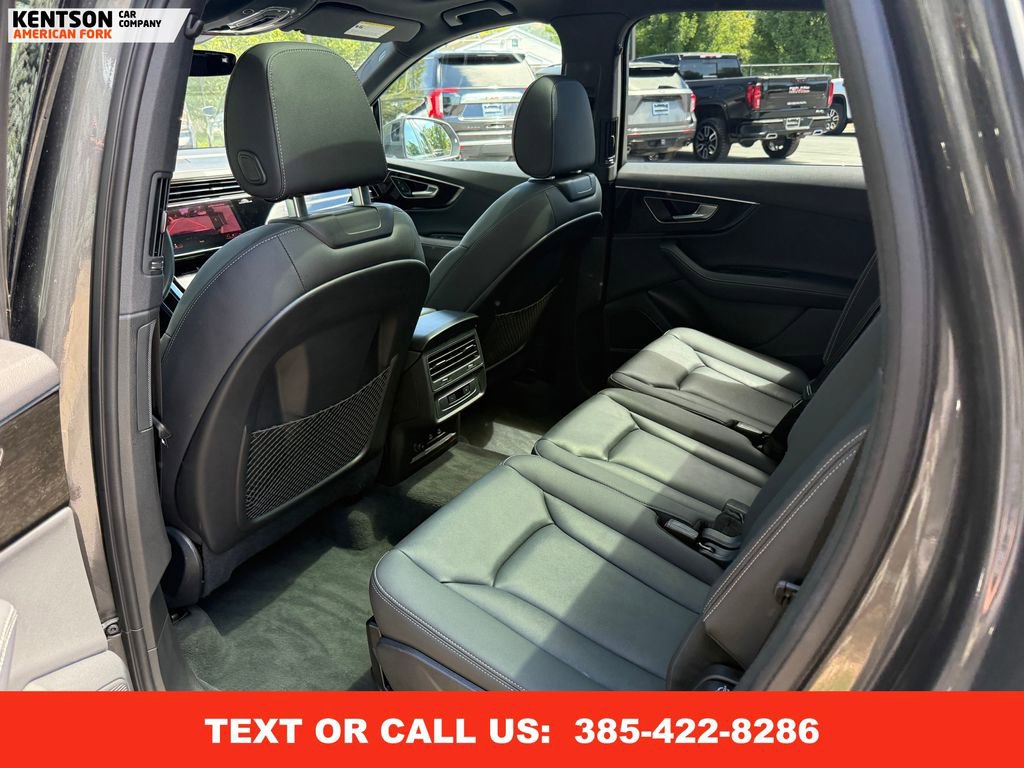 Used 2025 Audi Q7 3.0T Premium Plus image 37